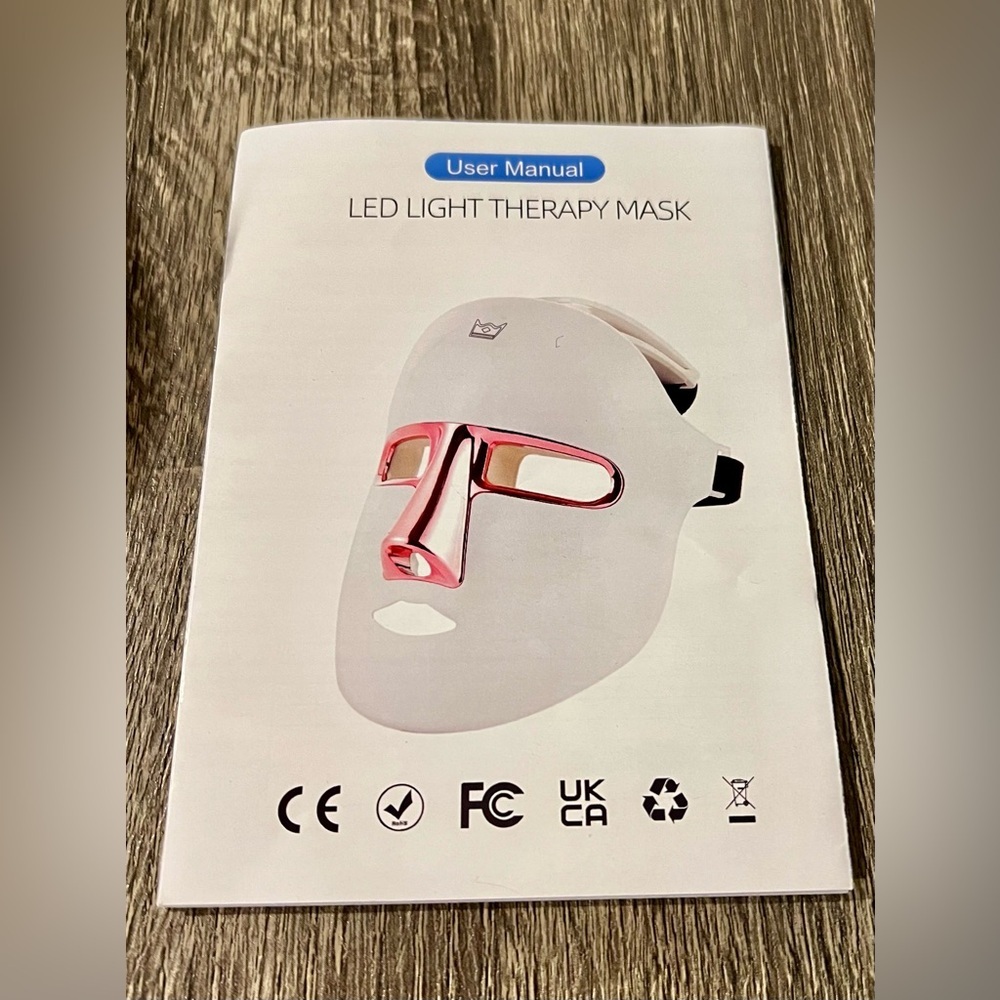 LED 7 Color Light Therapy Facial Mask Skin Rejuvenation Acne Anti-Aging NIB new - Picture 1 of 6